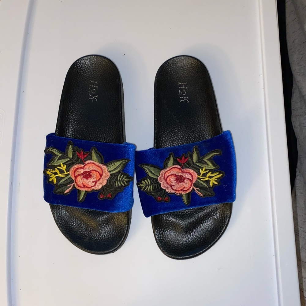 velvet slides